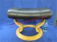 scandinavian leather footstool - black (1of2)