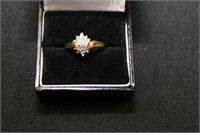 DIAMOND CLUSTER RING 10KT 2.8 GRAMS - SIZE: 8