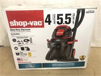 4 gallon Shop Vac appears in new condition
