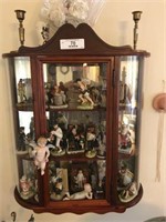 Small Display Cabinet & Contents