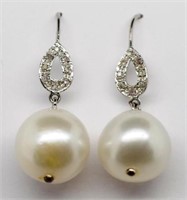 Pearl, diamond and white gold earrings