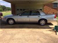 2003 Mercury Marquis, 118,760 miles