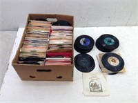 (500 - 550) 45 RPM Records  Mixed Genres/Decades