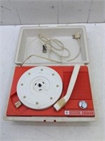 1960's GE RP 3120 Child's Record Player   Tested