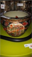 Medium sized Oriental pot