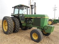 1979 JF 4640 tractor, cab, loaded, power shift,
