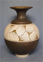Art pottery mantle vase
