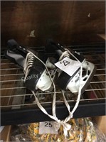 1 LOT EASTON ICE SKATES