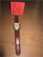 KENNETH COLE REACTION WRIST WATCH (BROWN)