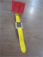 KENNETH COLE REACTION WRIST WATCH (YELLOW)