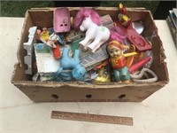 Lot of Vintage Kids Toys - Tin Toys, Etc