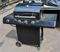 CharBroil grill w/ side burner in excellent cond.