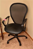 Desk chair - very comfy