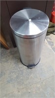 STAINLESS REFUSE CAN