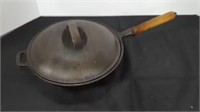 CAST SKILLET WOOD HANDLE WITH LID