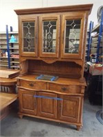 Country Buffet/Hutch