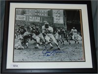 Jim Brown Signed 16 x 20 Photograph