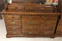 Link-Taylor Colonial Pine Triple Dresser