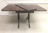 Duncan Phyfe Style Dining Table