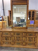 Dresser with 9 Drawers and a Mirror