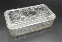 CLEAR GLASS REFRIGERATOR DISH WITH FRUIT