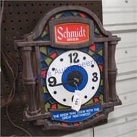 Schmidt beer clock