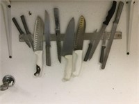 Kitchen Knives & Magnetic Holder