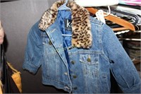 CHILD'S BLUE JEAN JACKET W/ FAUX FUR COLLAR