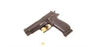 Sig Sauer P226 semi auto Pistol 9mm para w/mag