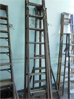 Wood Extension ladder  10 feet x 2