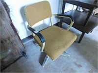 Office Chair - good condition   cushion rough