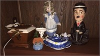 Teapot radio, figurine, covered dish