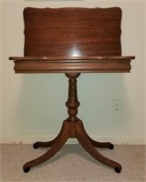 Drop Leaf Side Table