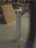 Spiral shape 4 foot tall lamp.
