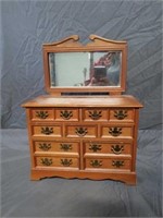 Our Monthly Antique Collectible Consignment Auction WOW