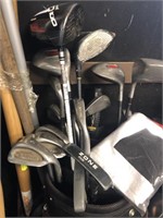 SET OF GOLF CLUBS & BUGGY INCLUDES: