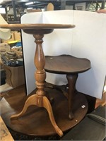 OCCASIONAL VICTORIAN STYLE PINE TABLE