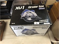 XU1 CIRCULAR SAW IN BOX