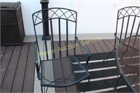 Wire Patio Table and 4 chairs,rug