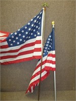 2 PC AMERICAN FLAGS