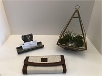 Lot home decor and ladies wallet