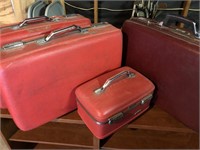 Lot of Vintage American Tourister Luggage
