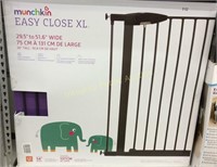 Munchkin EasyClose XL 29.5-51.6 W x 36 H
