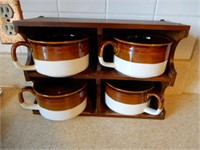 Soup mugs with shelf