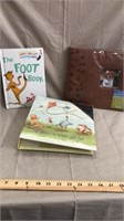 The foot book with 2 photo albums books