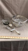Glass bowl and candy dish with spoons silver