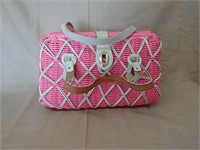 Wicker pink purse