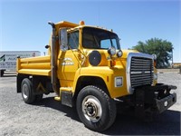 1989 Ford L8000  Dump Truck