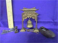 Brass bell & ash tray