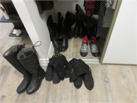 Grouping of boots